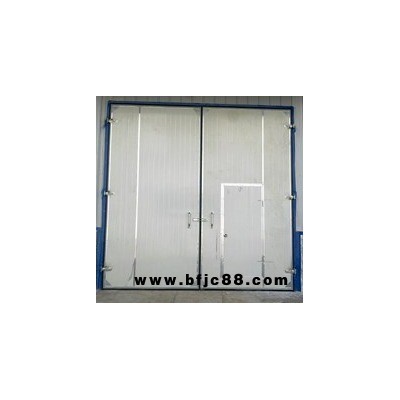 工業(yè)平開門 大型工業(yè)平開門 電動(dòng)工業(yè)平開門 重型工業(yè)平開門 提升門 萬利盈門業(yè)