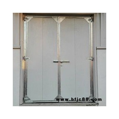 工業(yè)平開門 電動(dòng)平開門 平開門價(jià)格 重型工業(yè)平開門 保溫門 萬利盈門業(yè)