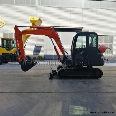 橡膠履帶微型挖掘機(jī) 65型挖掘機(jī) 路面施工型挖掘機(jī)