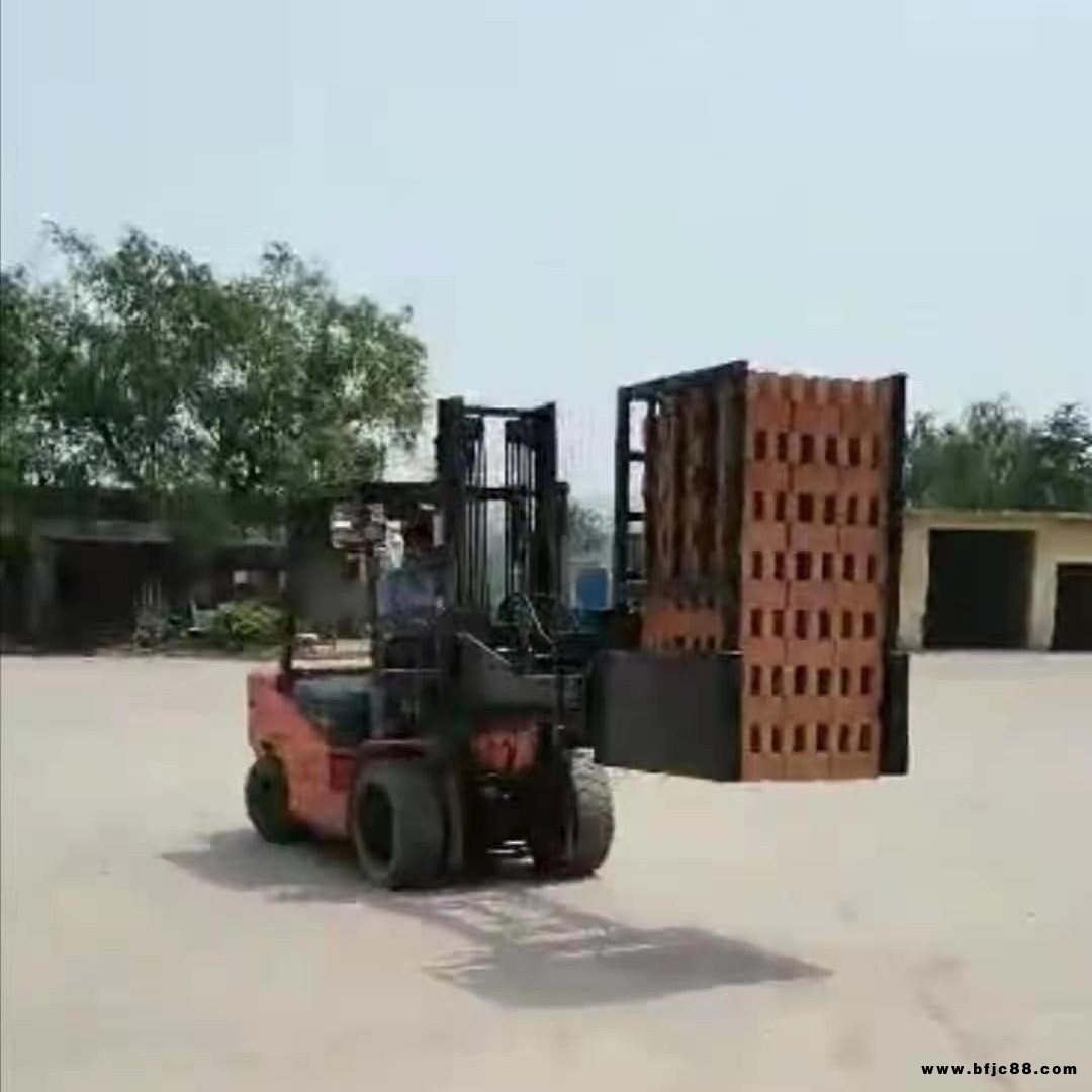 鑫淼機(jī)械 抱磚機(jī) 叉車(chē)紅磚抱磚機(jī) 產(chǎn)品熱銷(xiāo)現(xiàn)貨出售廠(chǎng)家直銷(xiāo)