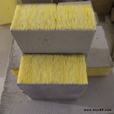 廠家大量生產(chǎn)玻璃棉復(fù)合板價(jià)格  砂漿復(fù)合玻璃棉廠家，玻璃絲布包玻璃棉板，玻璃棉吸音板