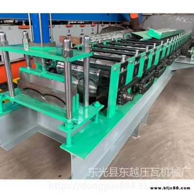 外墻掛板設(shè)備 750橫掛板壓瓦機(jī) 外墻金屬板加工設(shè)備 東越壓瓦機(jī) 價(jià)位優(yōu)惠