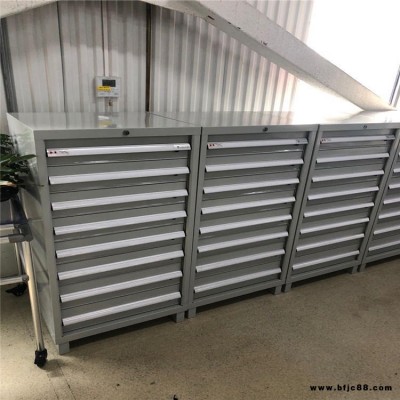 天津車間工具柜，佰納克帶掛板工具柜，移動工具柜廠家