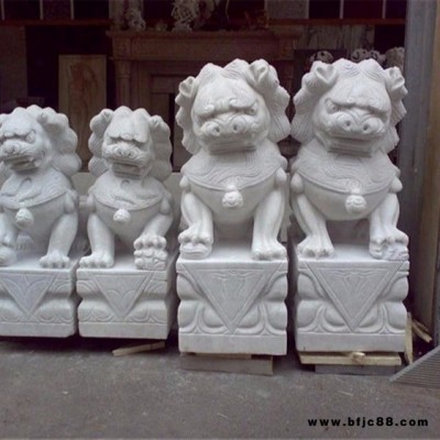 石獅子石雕 盛合雕塑專(zhuān)業(yè)公司大門(mén)口石獅子石雕廠家