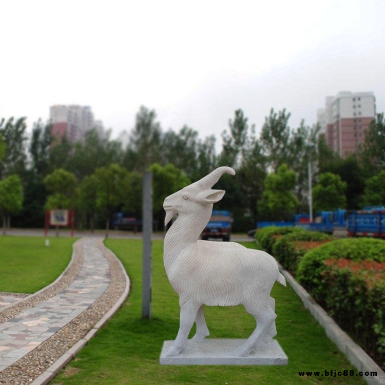 廠家銷售 大理石雪花石抽象動物山羊吃草羊雕塑 公園草坪美陳擺件
