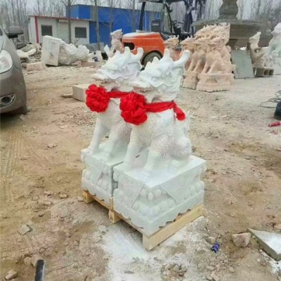 晚霞紅麒麟石雕 瑞獸麒麟一對庭院公司門口鎮(zhèn)宅風(fēng)水?dāng)[件石雕石頭麒麟廠家玖坊雕塑