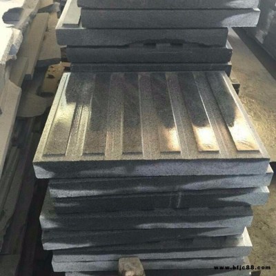 芝麻白路沿石廠家芝麻白花崗巖石材機切面石材定制路沿石路緣石產地貨源