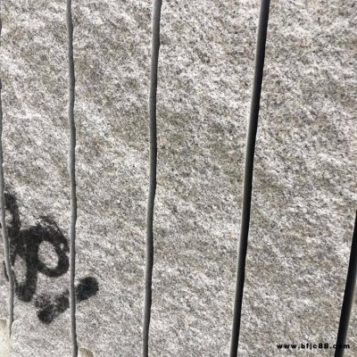廠家直銷芝麻白花崗巖路沿石芝麻灰路牙石 路緣石芝麻灰 燒面?zhèn)仁?/></a>
<div><a href=