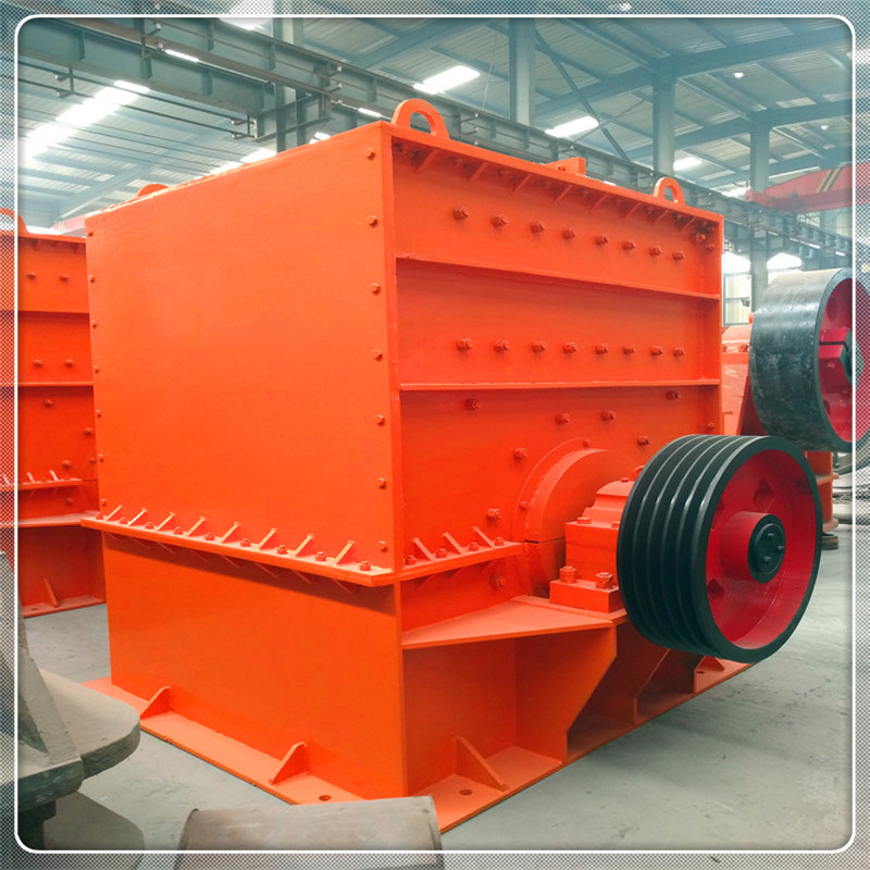 900<i></i>x1200型箱式破碎機(jī) 石灰石廂式粉碎機(jī) 紅磚方箱破碎機(jī)