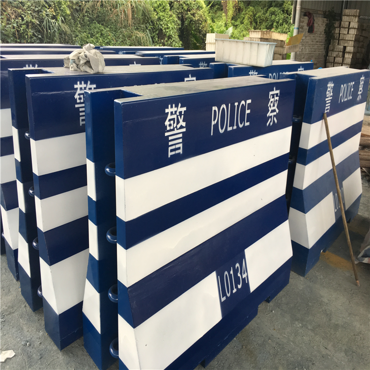 粵威 交通水泥制品 廠家供應(yīng) 道路隔離水泥墩