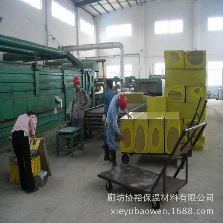 即墨市保溫材料 外墻巖棉板 屋頂隔熱保溫材料 憎水玄武巖巖棉板示例圖8