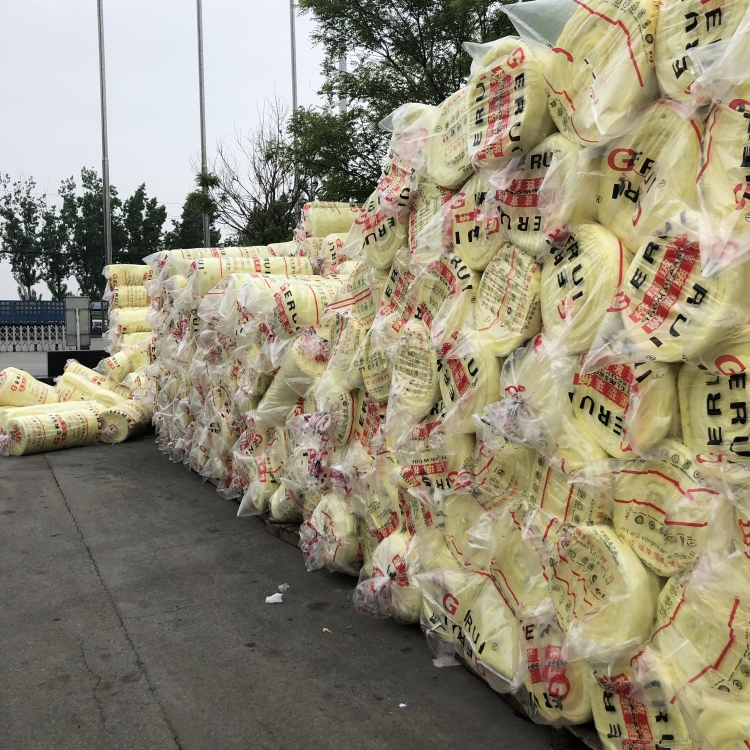 廠家 新疆 沃福 豬棚保溫棉 70mm玻璃絲棉氈 一平米價格