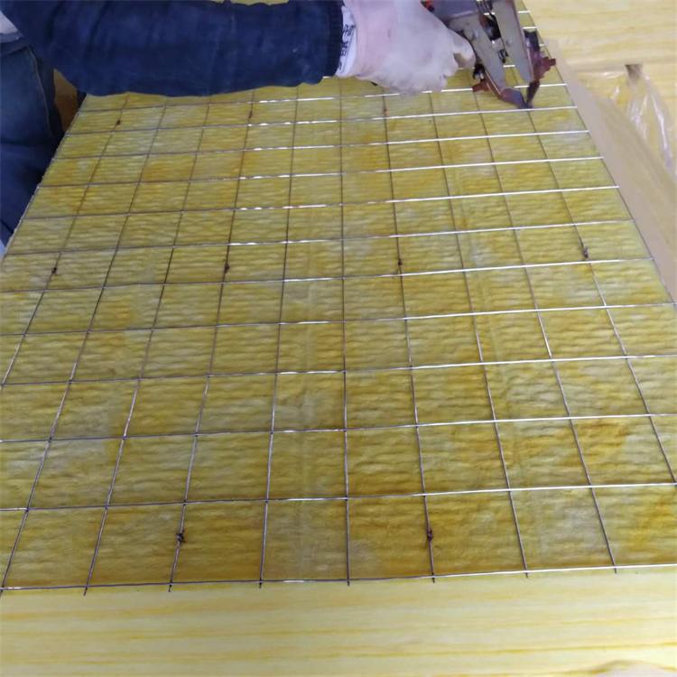 外墻玻璃棉復(fù)合板廠家  保溫鋼網(wǎng)玻璃棉價(jià)格示例圖6
