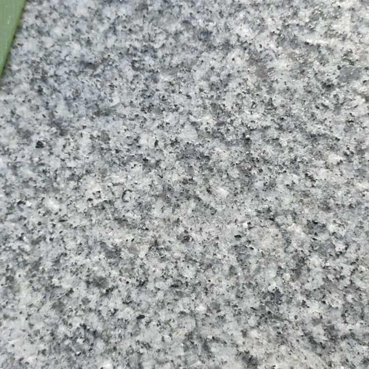 芝麻灰燒面花崗巖供應廠家 建筑用芝麻灰花崗巖 性價比高