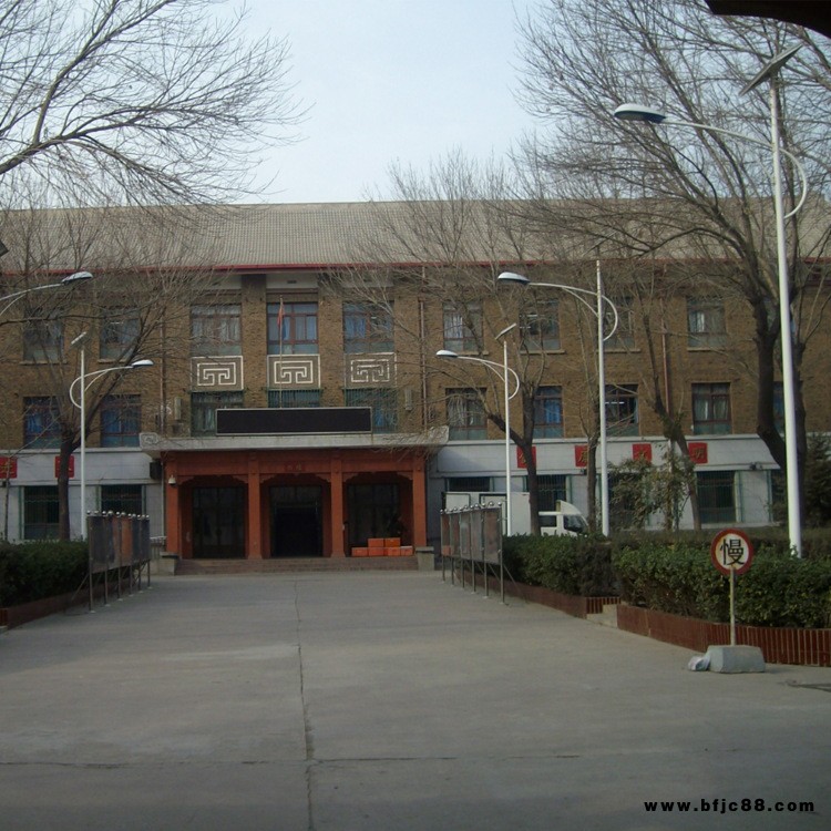保定太陽能防爆應急路燈戶外金屬道路戶外景觀燈庭院燈公園小區(qū)