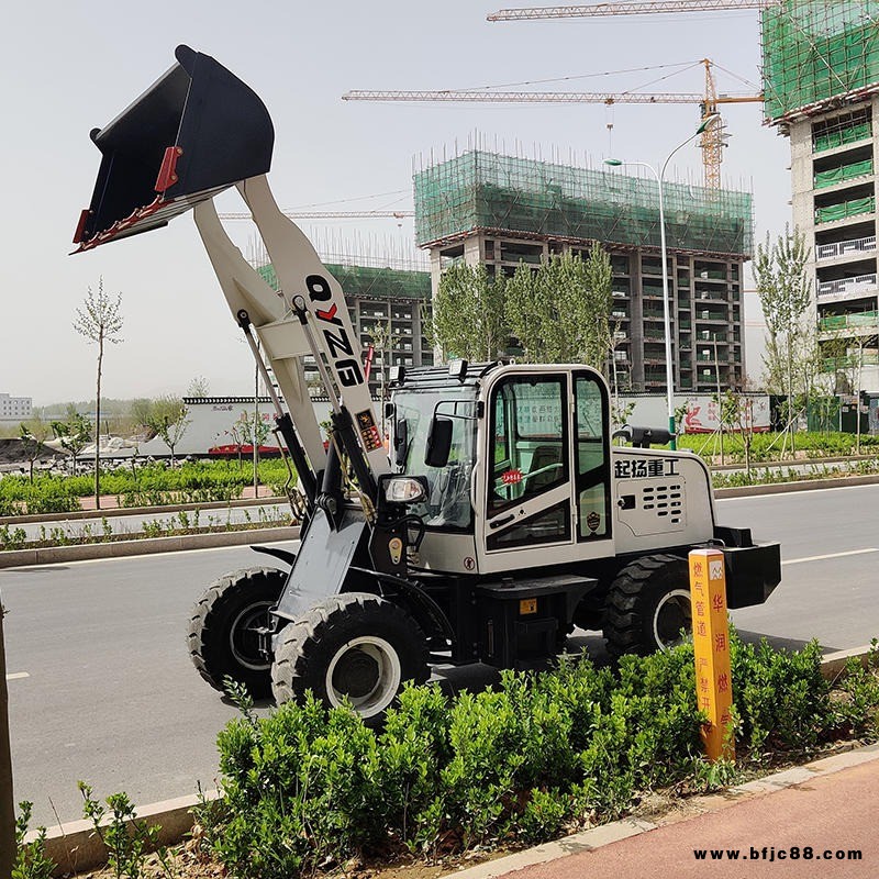 小型牧場(chǎng)抓草機(jī) 牛棚矮腳虎鏟車(chē) 輪式裝載機(jī) 起揚(yáng)
