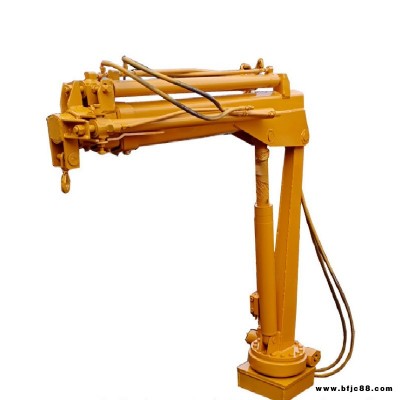 小型隨車起重機(jī) 柴油動力液壓旋轉(zhuǎn)大臂伸縮平板吊 萬鼎隨車吊廠家