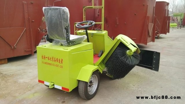 2021新款牛場電瓶推料車 清掃車 掃地車 牧場多功能用清掃車