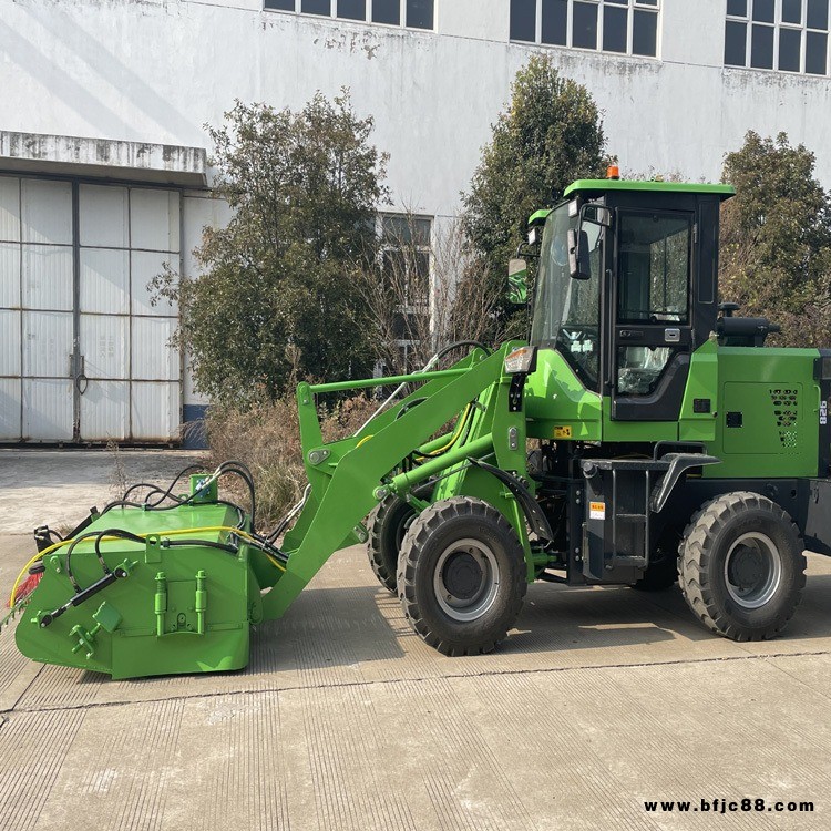 裝載機清掃車 亞歐重工 S930小型清掃車 大型廠區(qū)掃路機 石子砂石清掃車 高速養(yǎng)護清掃車