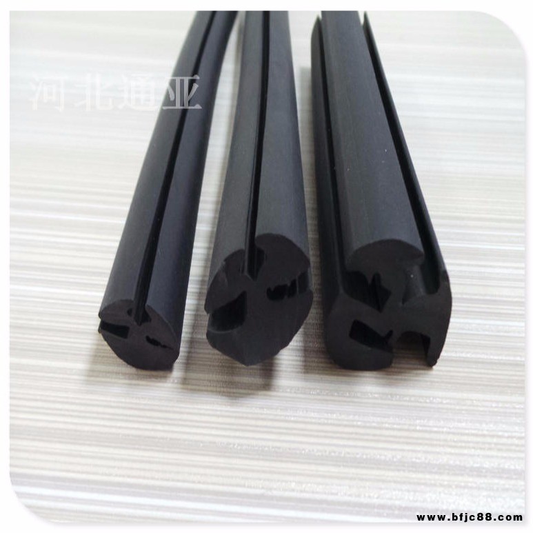 夾門窗玻璃三線橡膠條卡玻璃三口視窗橡膠密封條配電箱柜門嵌條