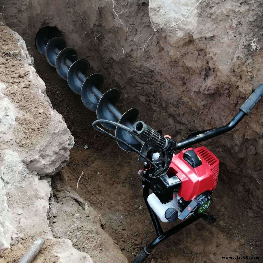 工程排水管橫向鉆孔機工具更實用