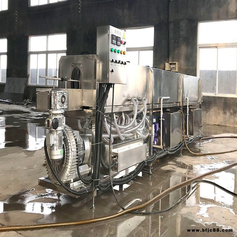 UPG噴霧瓶清洗機    榮昌定制采用磨具酒精消毒分裝瓶清洗烘干機