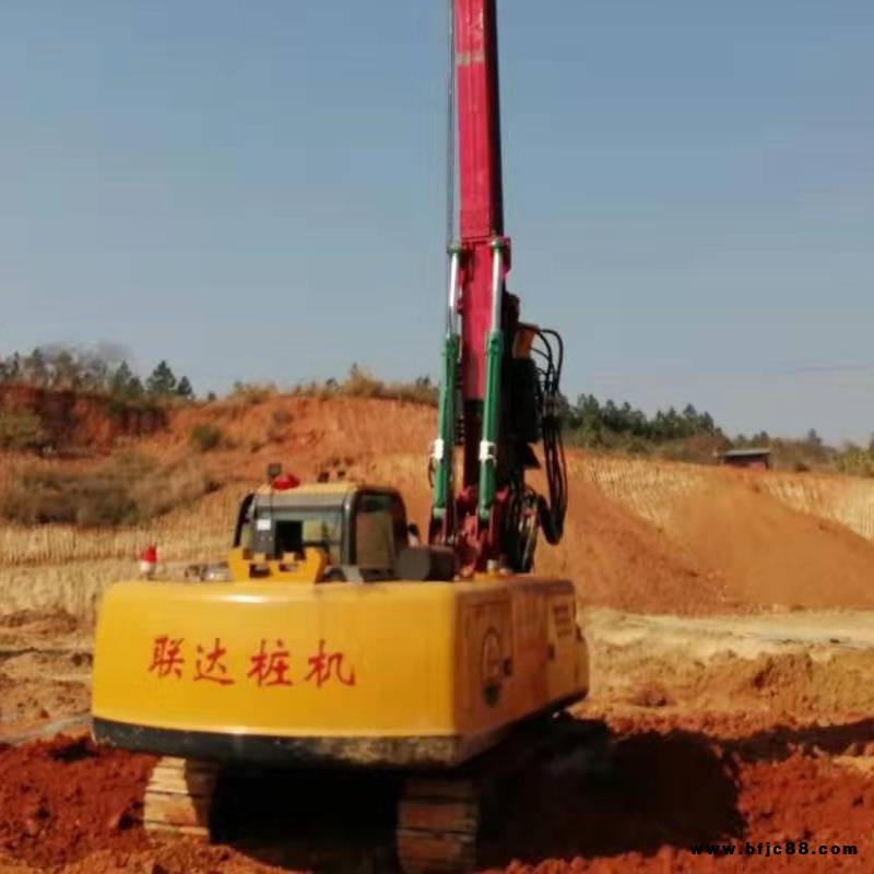 聯達 液壓打樁機型號 LD60H 小旋挖鉆機