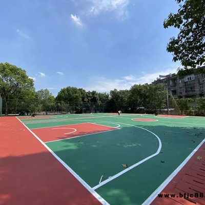 淮北硅pu球場廠家-閩達|耐沖擊性強(圖)