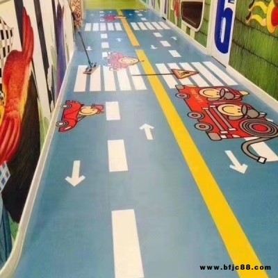甘肅武威市華萊幼兒園專用塑膠地板，高端環保發泡底背，彈性佳，防磕碰，幼兒園塑膠地板價格