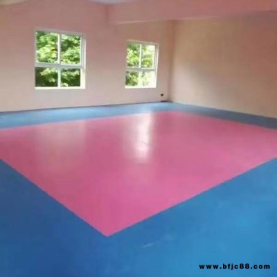 淮北市華萊幼兒園專用塑膠地板，高端環保發泡底背，彈性佳，防磕碰，幼兒園塑膠地板價格