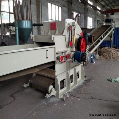 廢舊模板破碎機(jī) 建筑模板粉碎機(jī) 木托板粉碎機(jī) 舊三合板模板破碎機(jī) 模板粉碎機(jī)價(jià)格