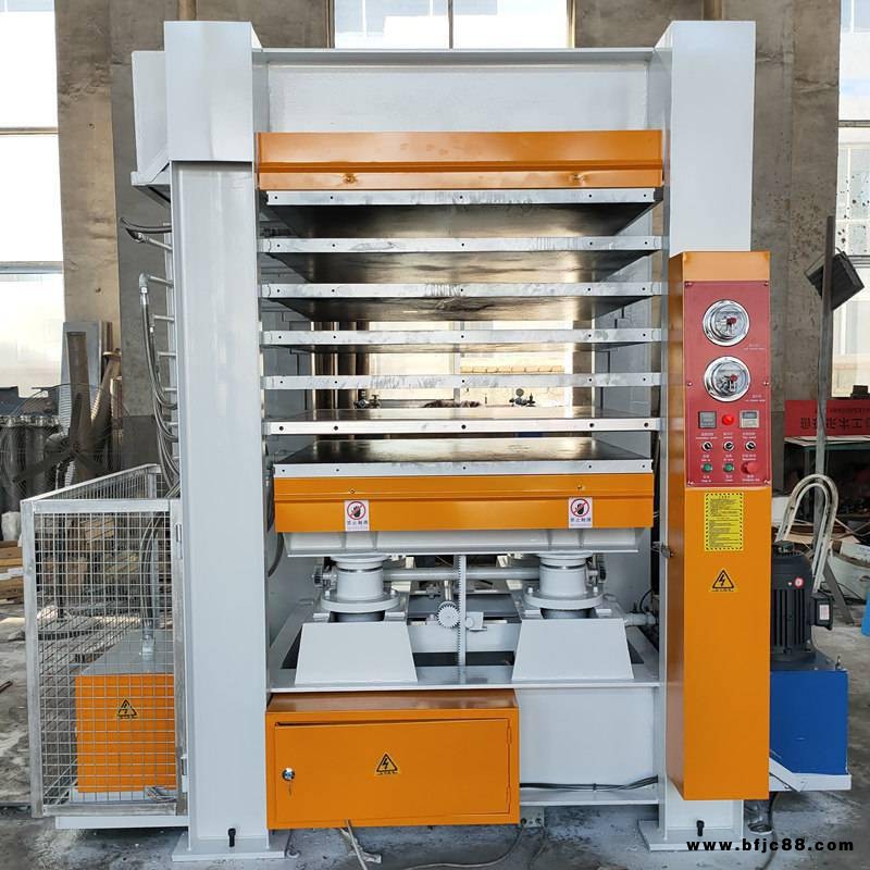 熱壓機生產(chǎn)廠家 三層板熱壓機 蜂窩板貼面熱壓機 木皮熱壓機