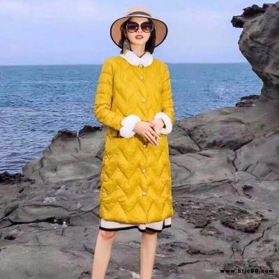 武漢白馬服裝批發市場 國色天香 摩多迦格 雨天國際 冬款羽絨服 品牌折扣女裝批發 尾貨批發 包調換