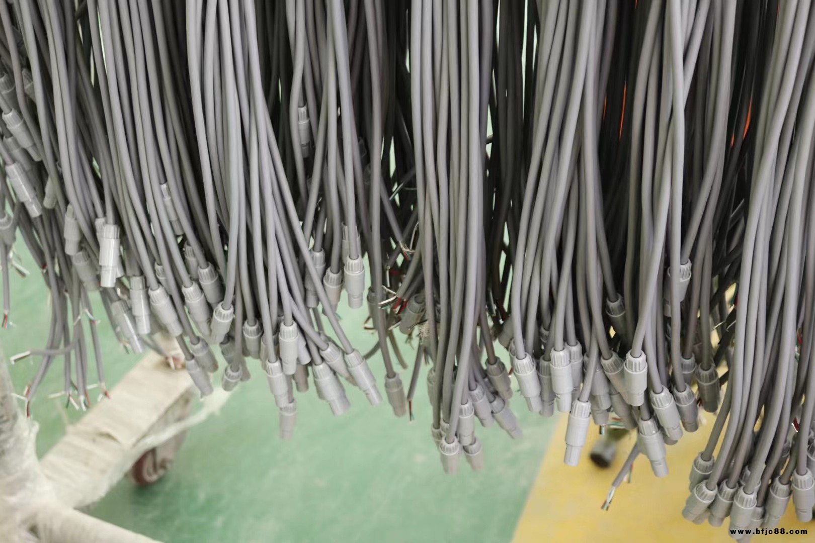 宇陽EPG 航插推拉自鎖連接器推拉自鎖插頭