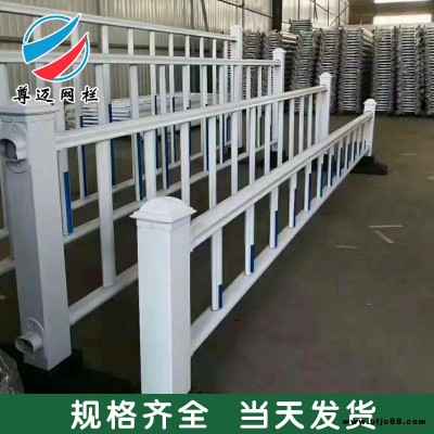 尊邁加厚公路市政護欄特殊可定制