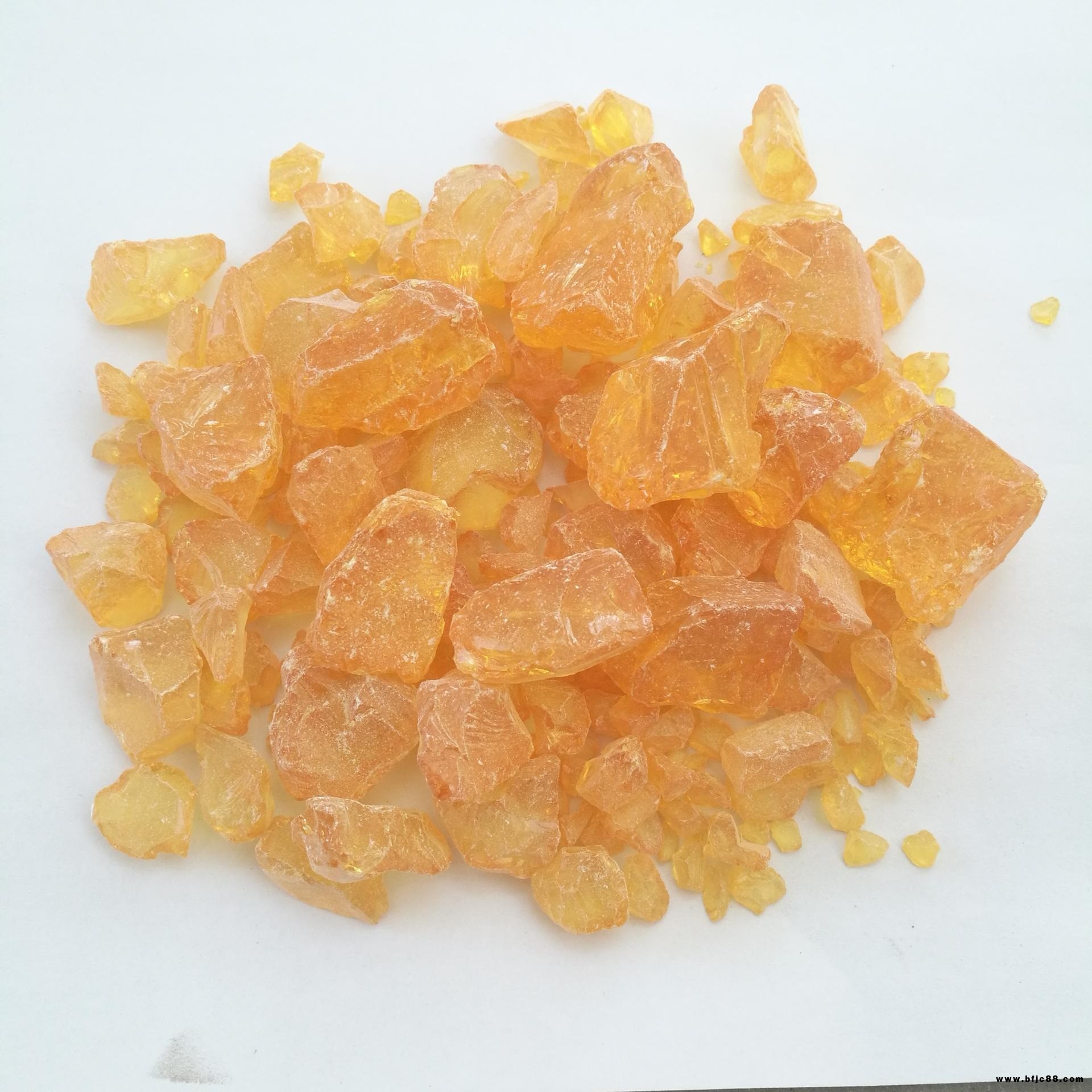 廠家直銷 酚醛樹脂2402 2402樹脂 對叔丁基酚醛樹酯 增粘樹脂 油溶性樹脂