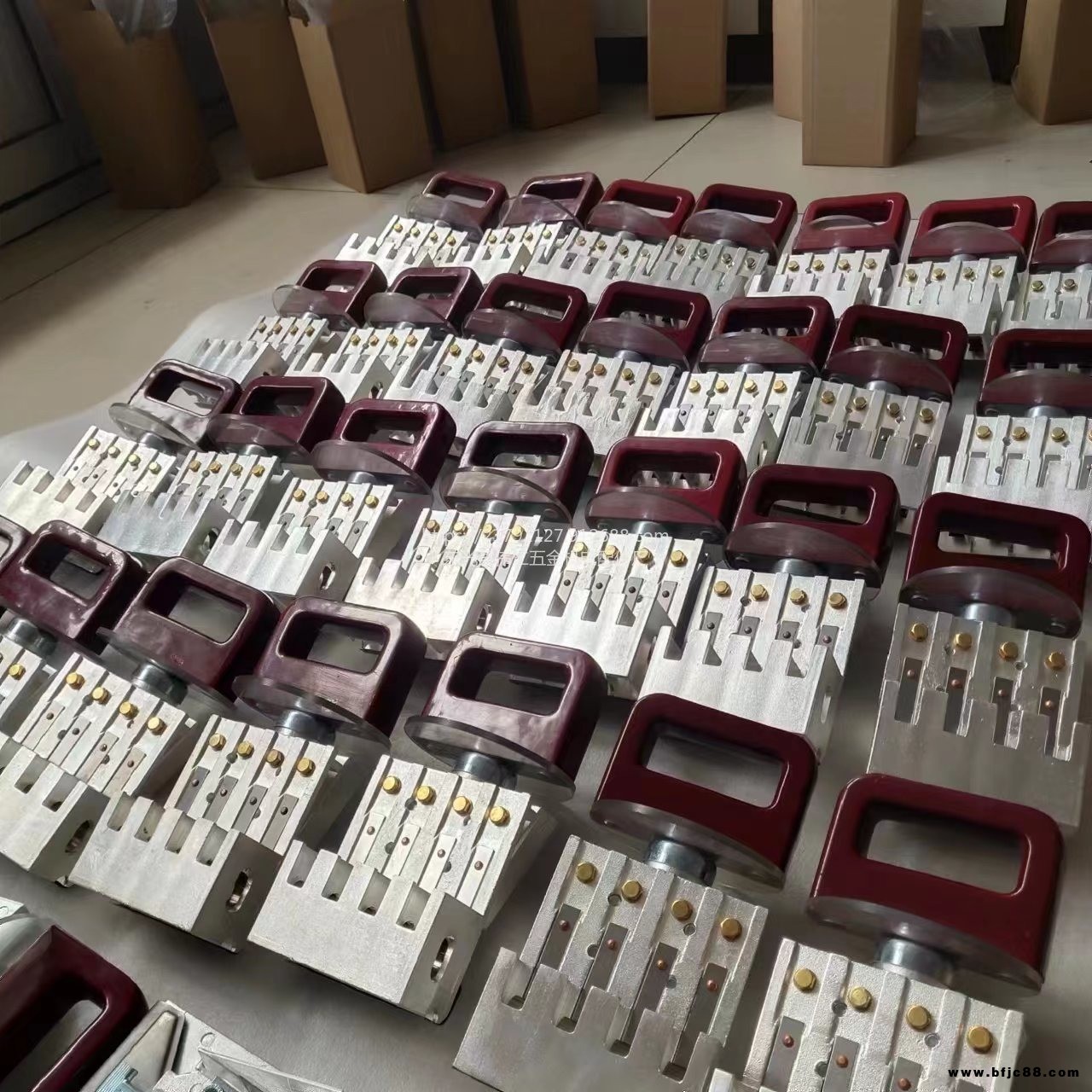 600MW東方電機汽輪發電機碳刷架裝置 水氫氫DH-600刷握提刷