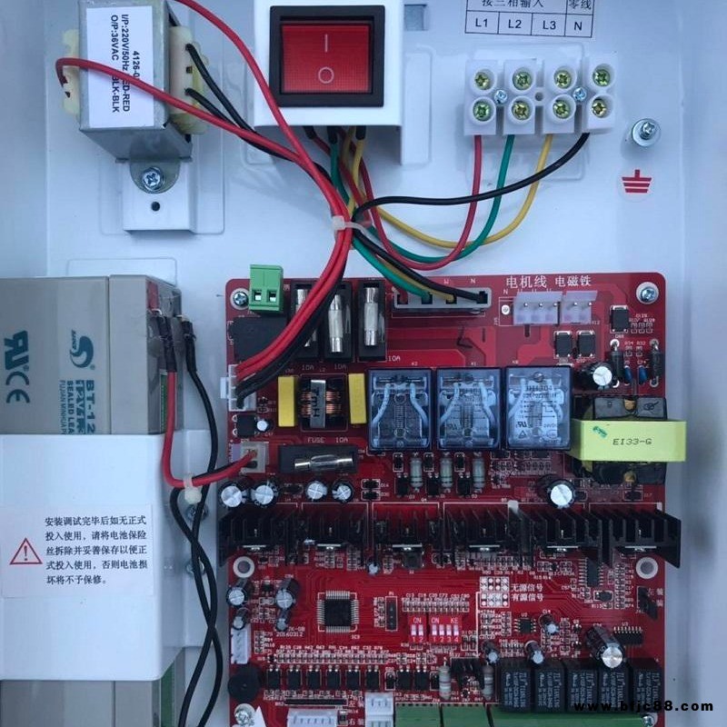防火門，防火卷閘門，防火平開門，防火鋼制門，特級防火門，電動門，防火門，防火控制箱設備，同城免費安裝