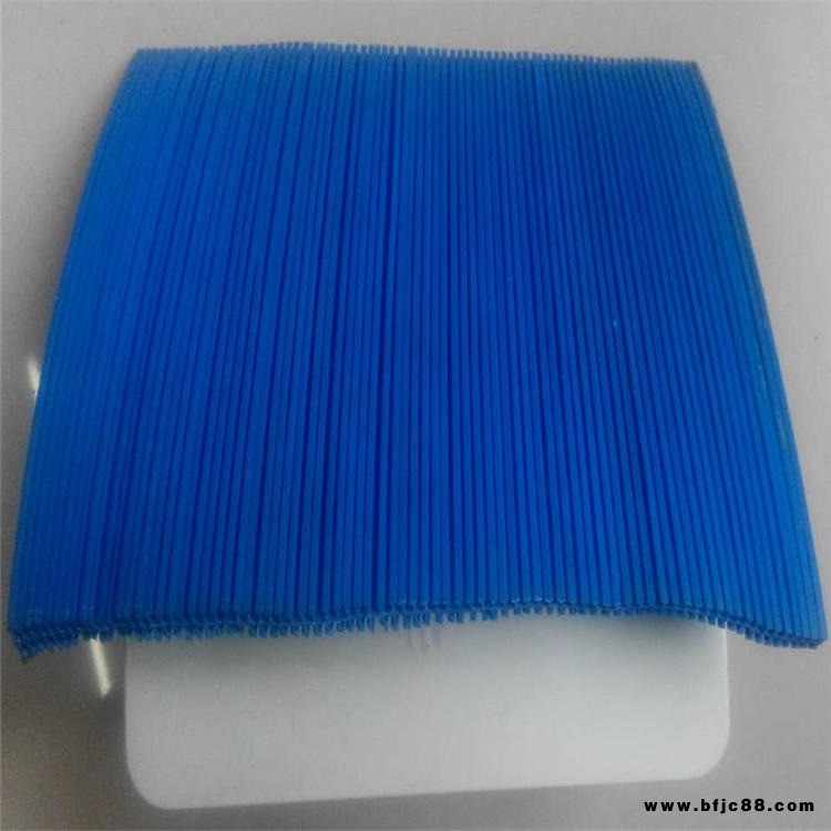 山東聯(lián)拓毛細(xì)排水板生產(chǎn)廠家PVC 排水板生產(chǎn)廠家