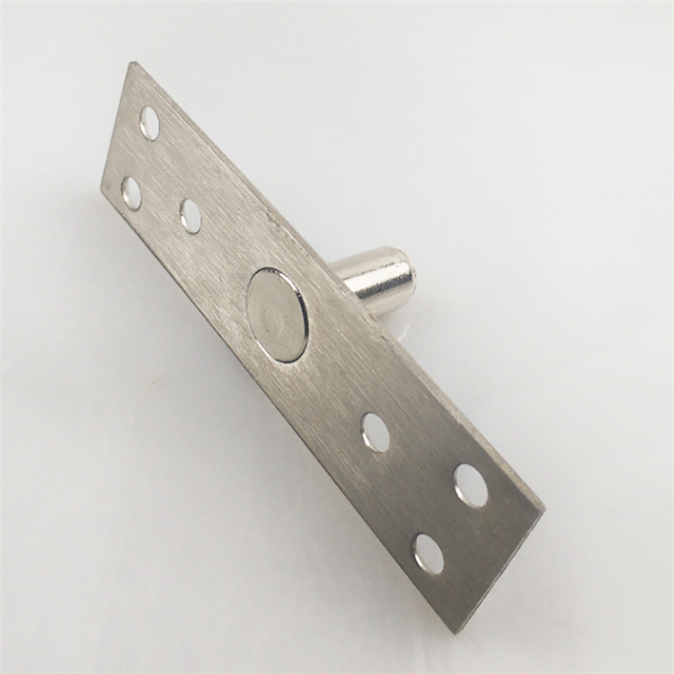 D-004_04.jpg