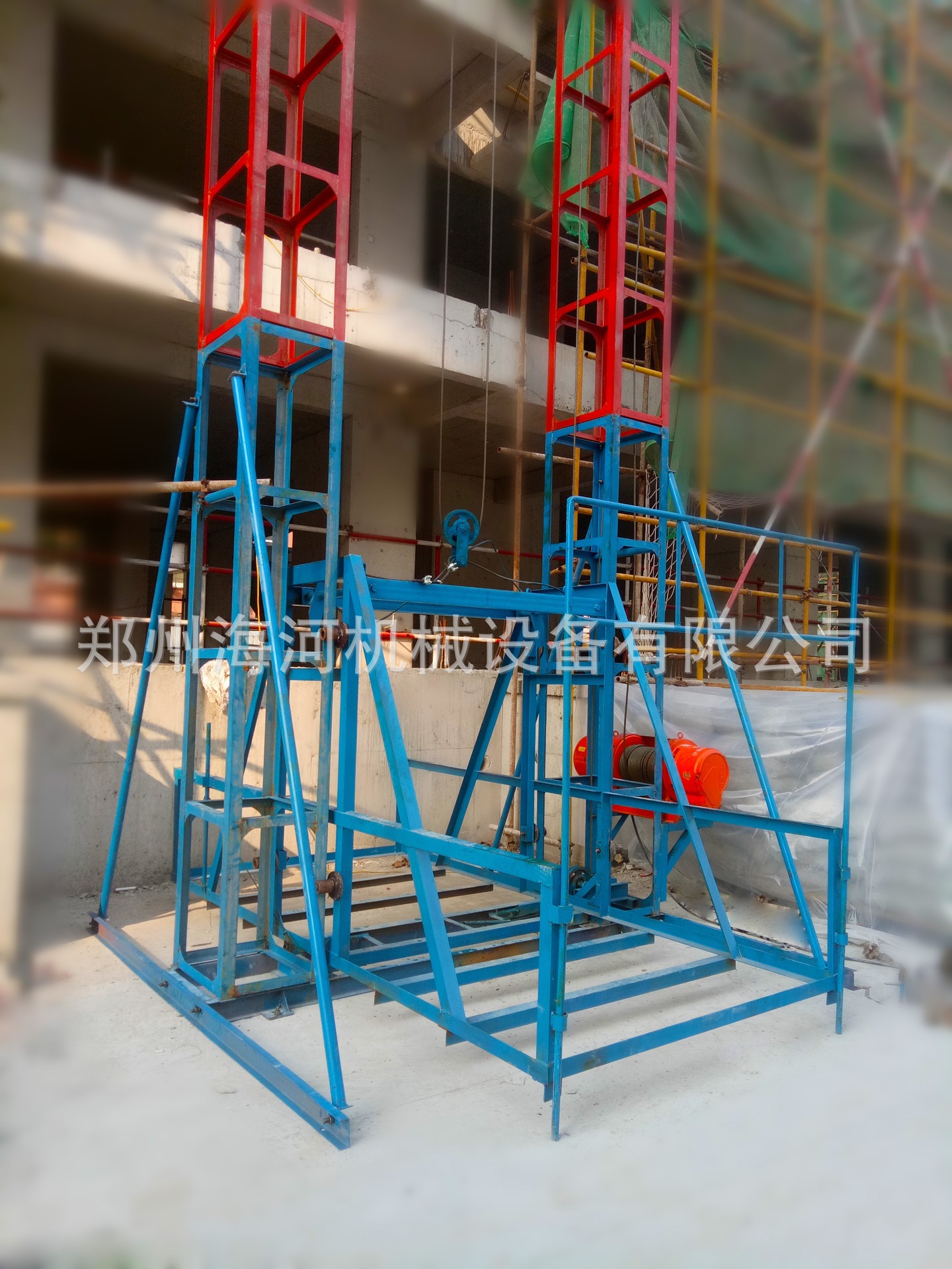 供應龍門架施工升降機 工地蓋樓專用提升機 雙柱單吊籃 載貨機示例圖5