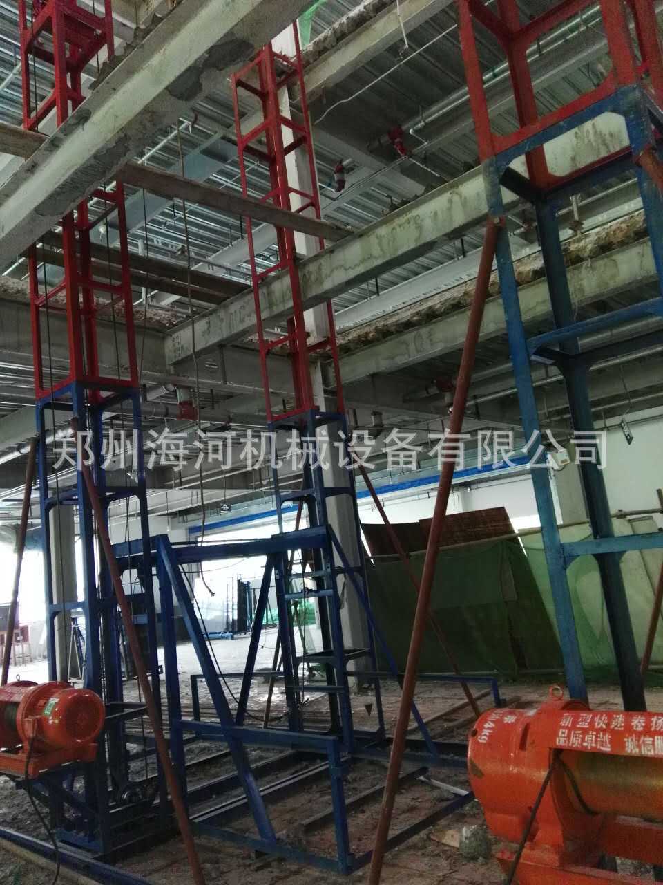 供應龍門架施工升降機 工地蓋樓專用提升機 雙柱單吊籃 載貨機示例圖12