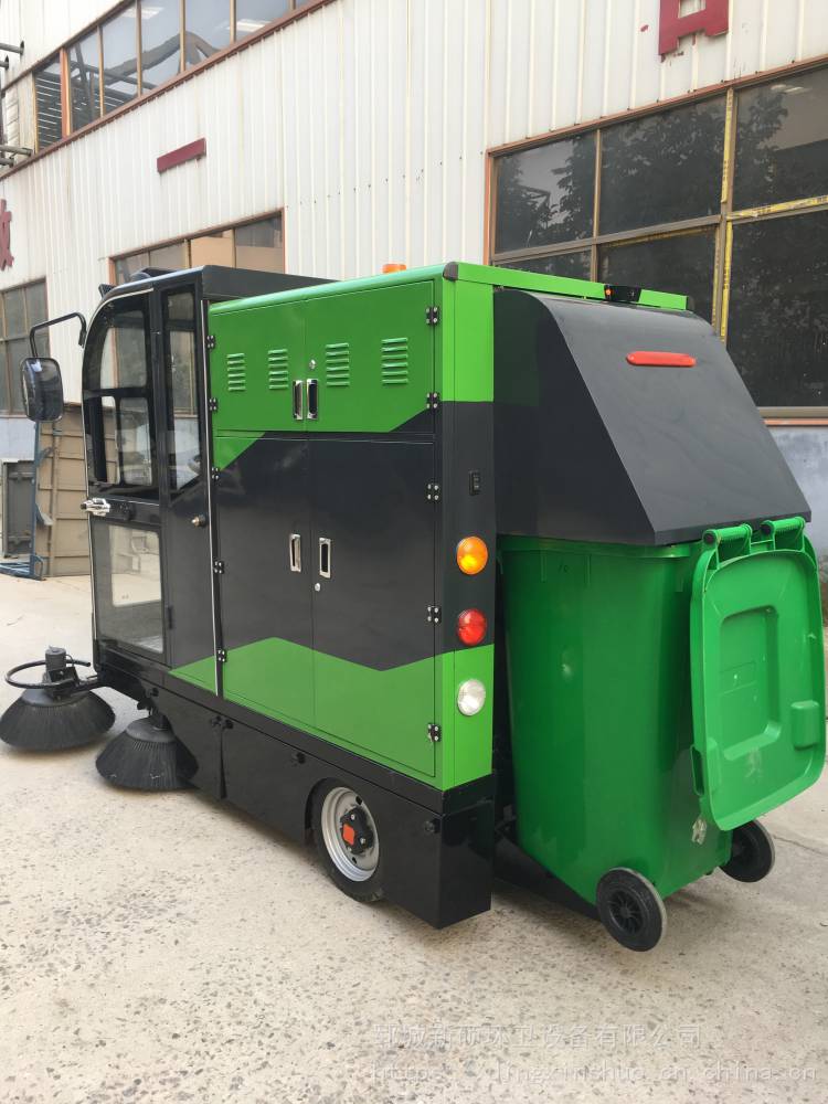 物業車庫商場清洗噴霧清掃車全封閉駕駛式環衛景區商場多功能清掃車電動清掃車