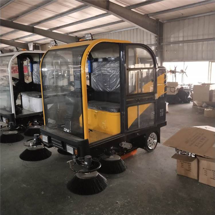 清掃車 電動清掃車可定帶自動噴灑 帝宏 駕駛式路面掃路車 歡迎致電洽談