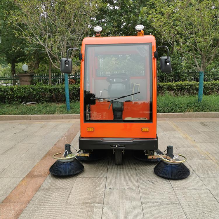 電動清掃車 自銷全封閉式駕駛式掃地車 帝宏 全封閉帶門清掃車 價格實惠