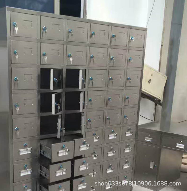 廚房不銹鋼儲物柜浴室四門更衣柜文件柜員工保潔柜食堂多門餐具柜示例圖1