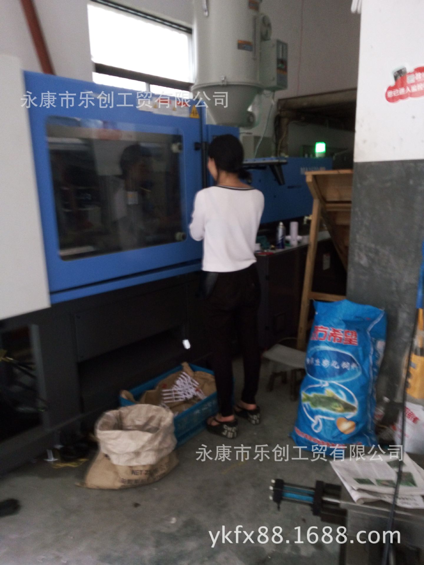 新款數(shù)顯1秒速熱雙手柄電熱水器電熱水龍頭批發(fā)快速即熱生產(chǎn)廠家示例圖36