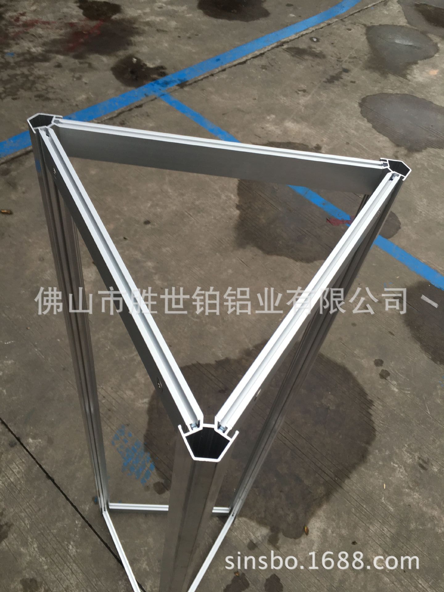 工廠直銷門窗配件展示架 三角型旋轉(zhuǎn)展架 門鎖展拆裝式活動展架示例圖3