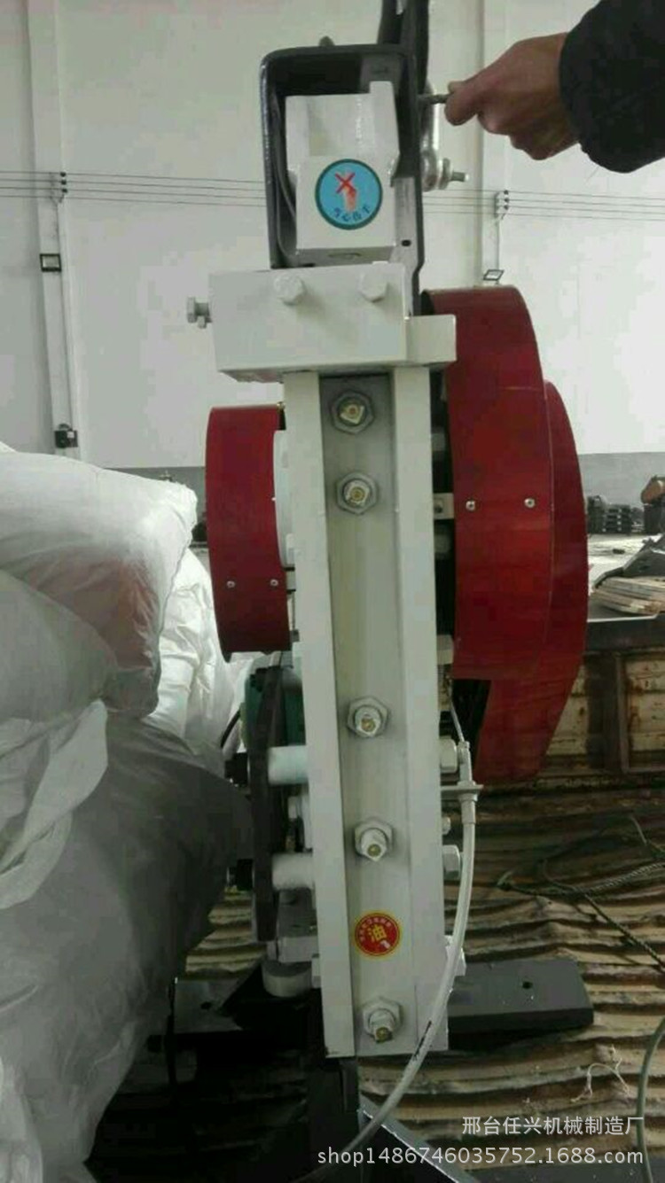 多功能RX-QA32-8B小型沖剪機(jī) 高性能槽鋼角鋼剪切沖孔機(jī)生產(chǎn)廠家示例圖1