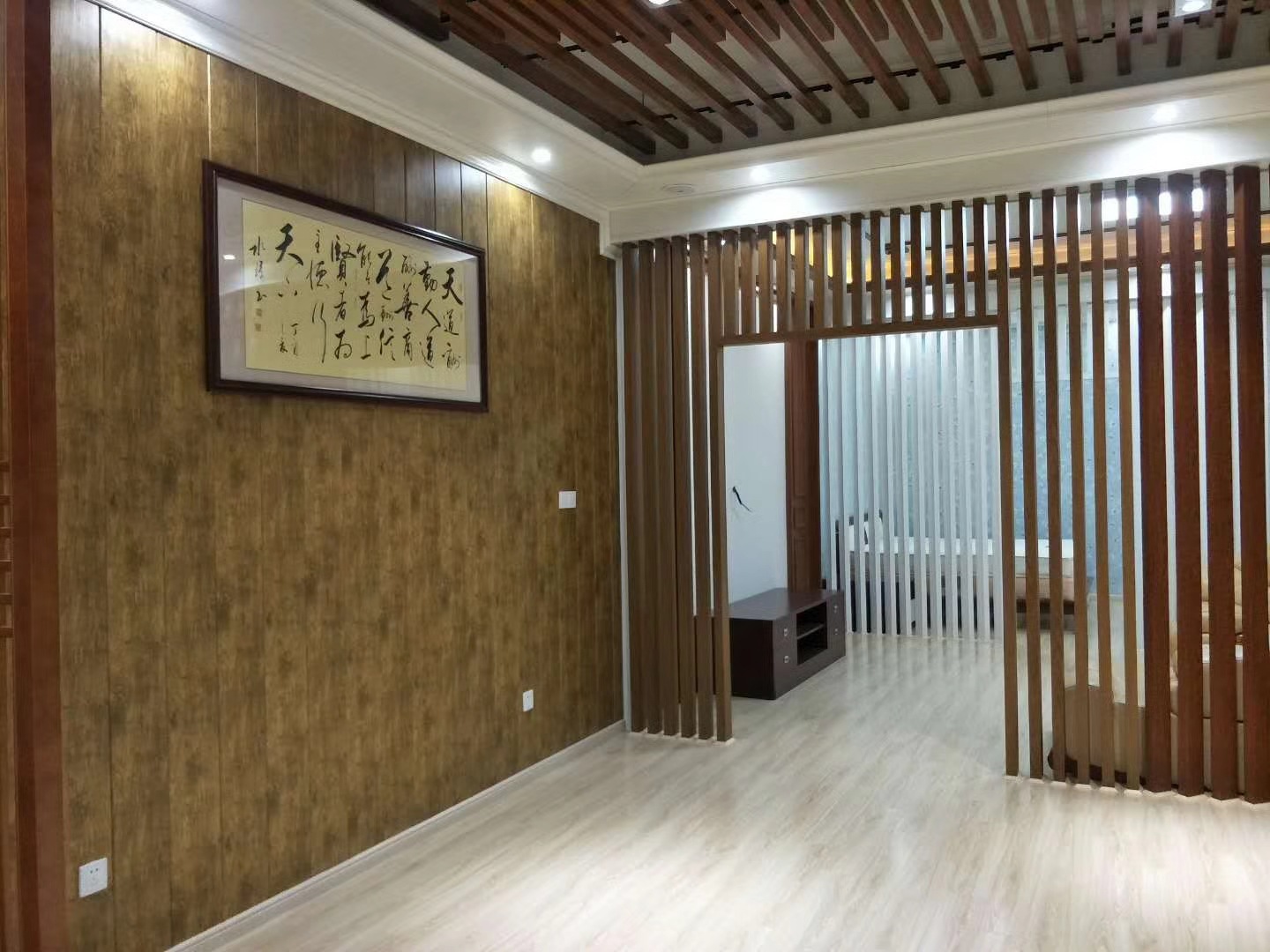 博嶺生態(tài)木100*200方木 方通吊頂假梁 立柱隔斷 生態(tài)木方通示例圖5